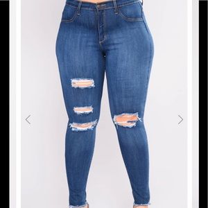 Always Leaving Jeans - Medium Wash